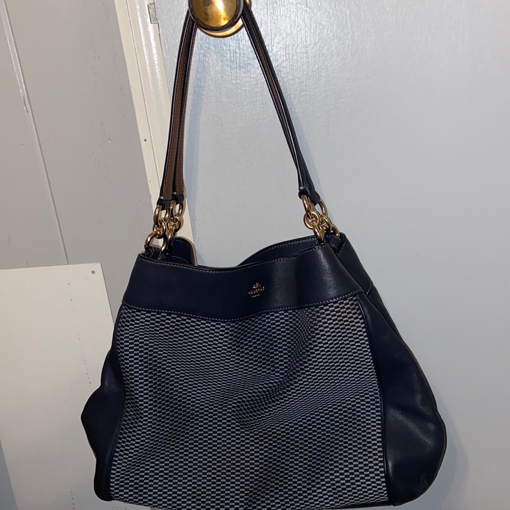Coach shoulder bag